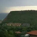 Complex Karia Iv