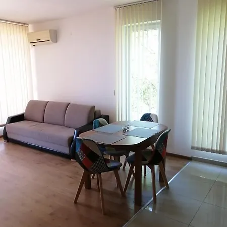 Apartmán Complex Karia Iv Kavarna