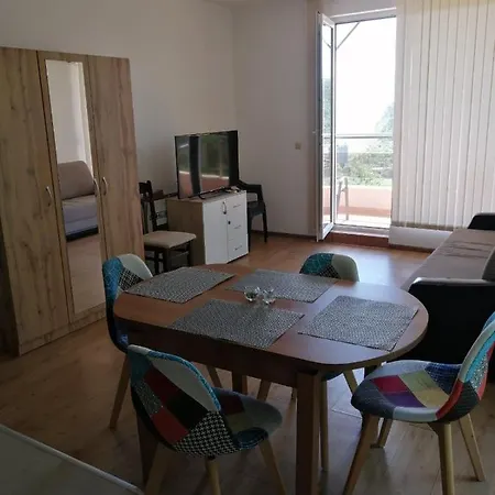 Appartement Complex Karia Iv